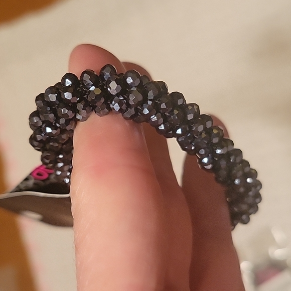 Paparazzi ladies bracelets. NWT. BUNDLED (3pcs) - Picture 4 of 7